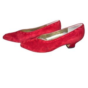 Vintage Salvatore Ferragamo 100% genuine leather suede red heels 7